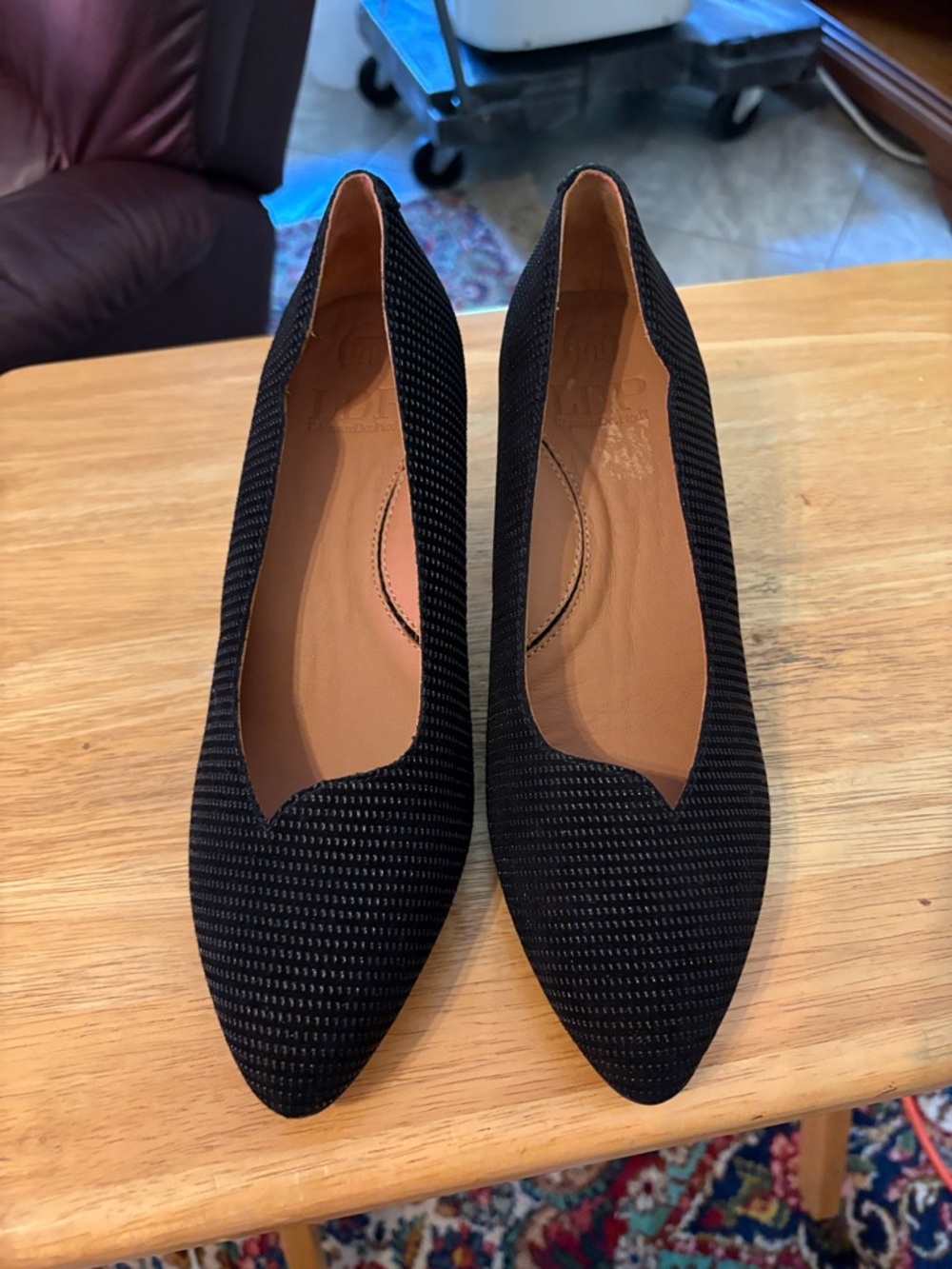 L'Amour Des Pieds Bambelle Pointed Toe Pumps Black Sz 7 Textured Cinderella NWOB
